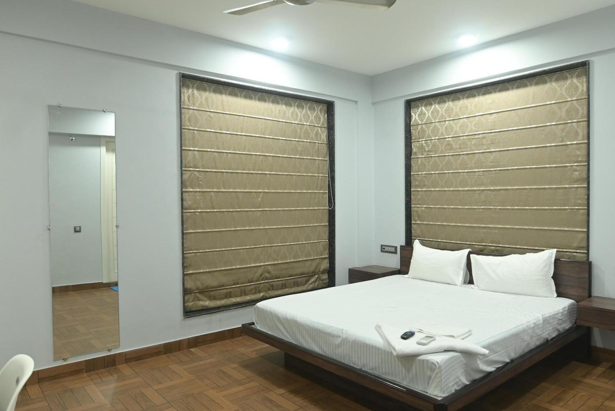 Nk7 Newtown Hotel Kolkata Ngoại thất bức ảnh